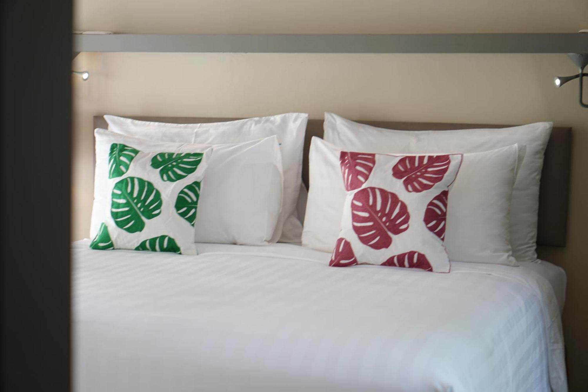 Sakoo Valley Naithon Beach Екстер'єр фото